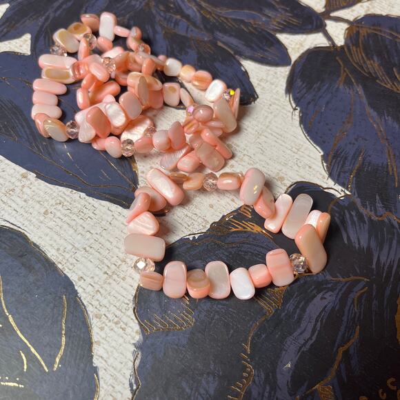 Vintage Handmade Pink Natural Shell & Aurora Borealis Beaded Bracelet Set of 4 - Picture 2 of 7